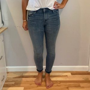 Cropped Ruffle Blue Jeans